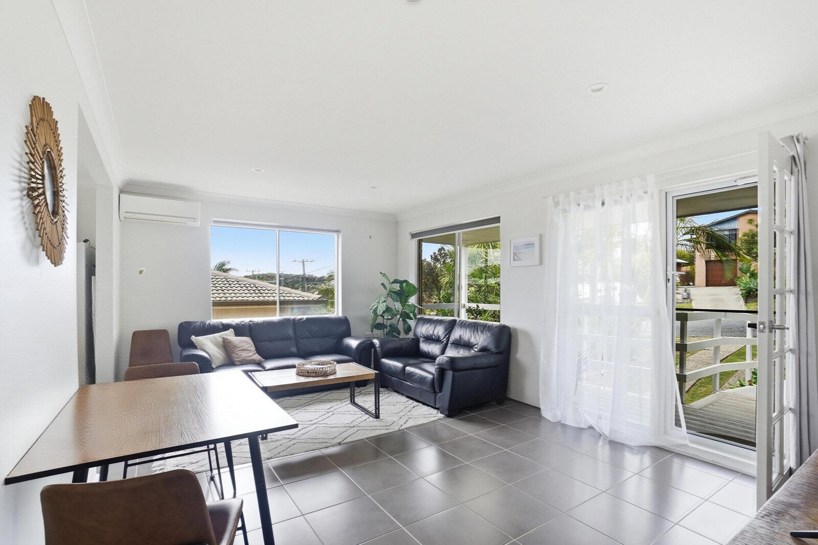 Forster Airbnb Forster airbnb living room
